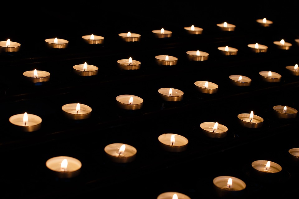 candle-1521246_960_720.jpg